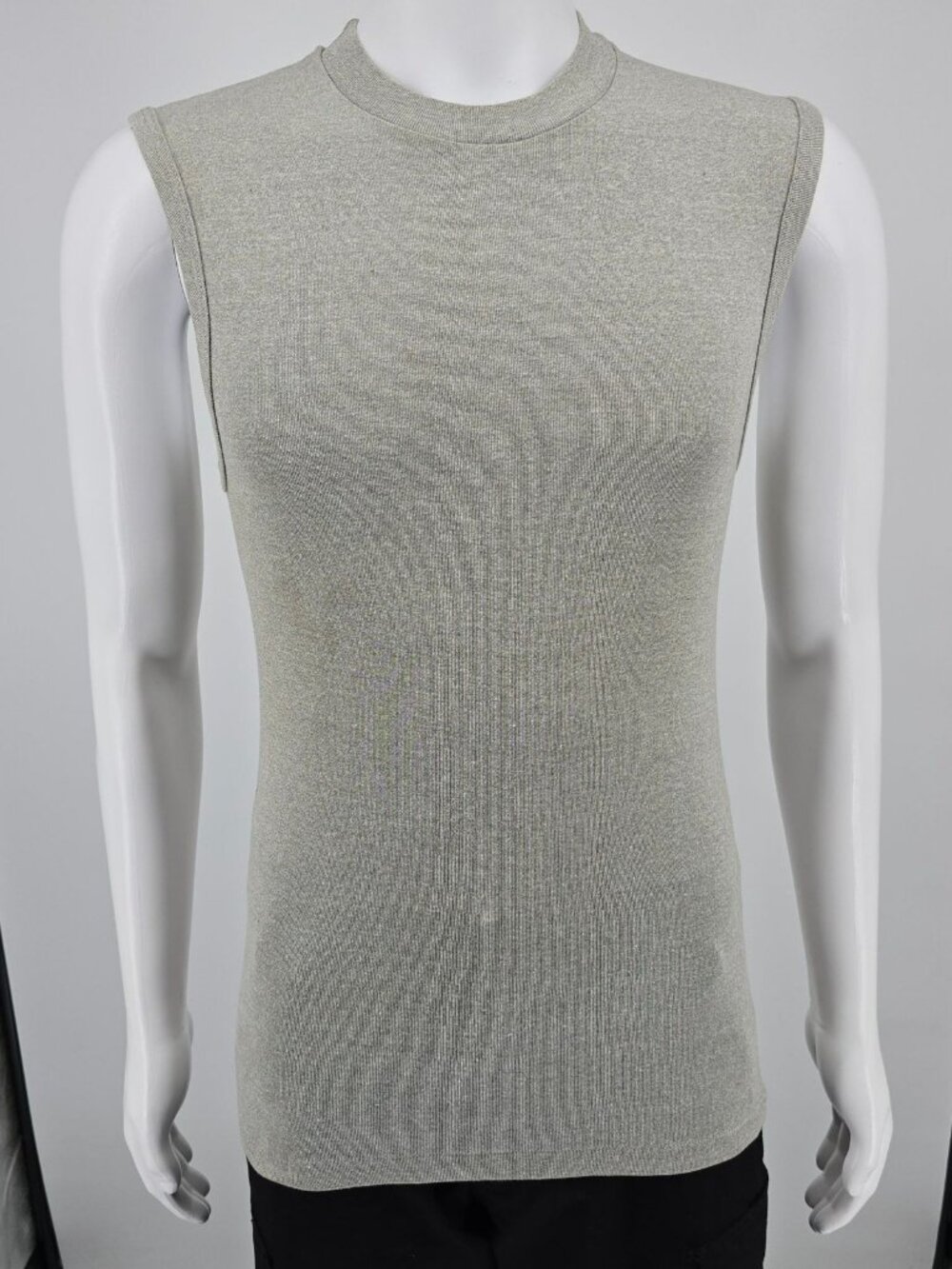 Vintage 1980s Sportswear Heather Gray Ribbed Sleeveless Gym Muscle Tank (S)